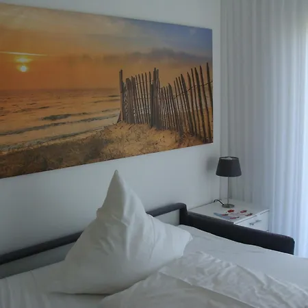 Ostsee - Reetdachhaus Nr 34 